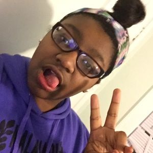 Meet your Posher, Diamond