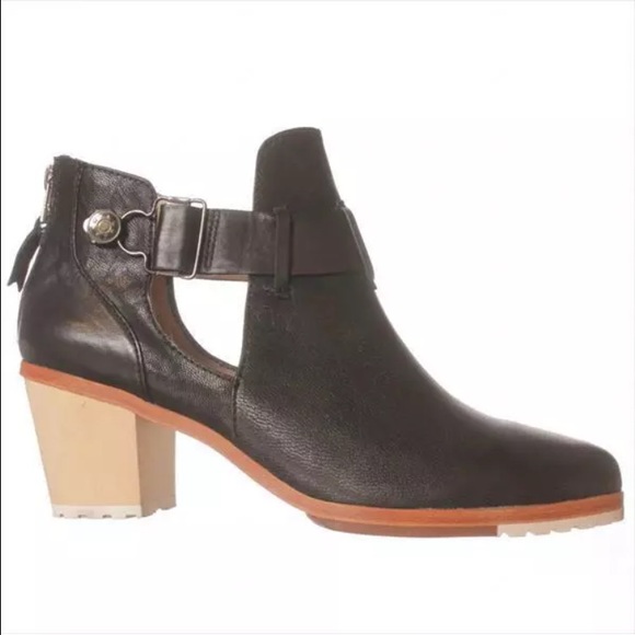 Matt Bernson Black Booties 9.5