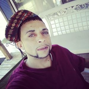 Meet your Posher, Travis