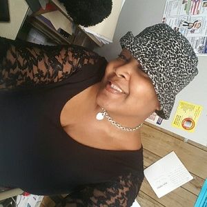 Meet your Posher, Tonya