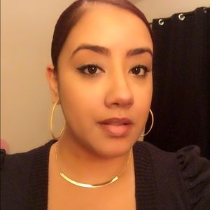 Meet your Posher, Cici