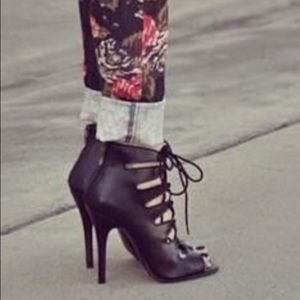 😎Those famous daily look shoes 😎