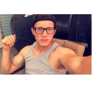 Meet your Posher, Nicholas