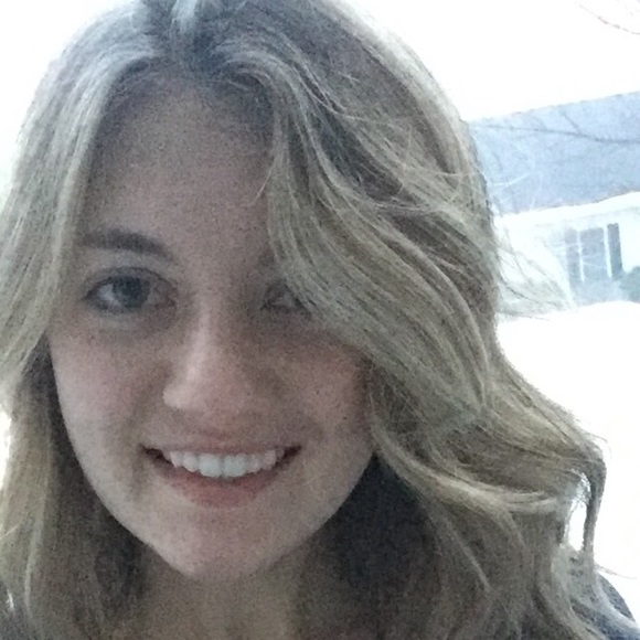 Meet your Posher, Haley - Picture 1 of 1