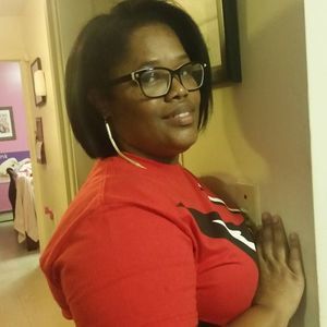 Meet your Posher, Daniela augusta