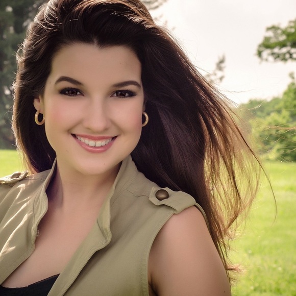 Meet your Posher, Victoria - Picture 2 of 4