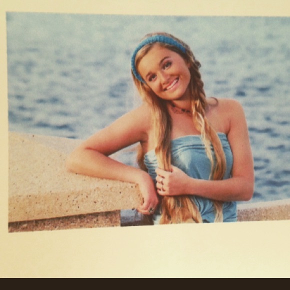 Meet your Posher, Devin