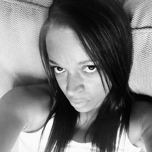 Meet your Posher, Corrie