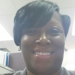 Meet your Posher, Dee