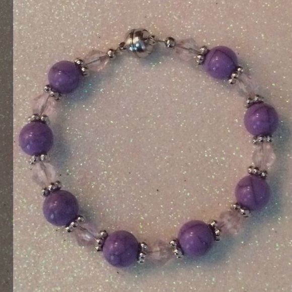 Bracelets - Picture 3 of 4