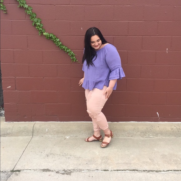 Meet your Posher, Francesca - Picture 4 of 4