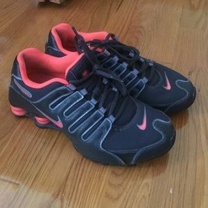Nike Shox size 8