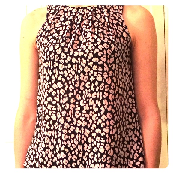 💜 SOLD 💜 Floral Top