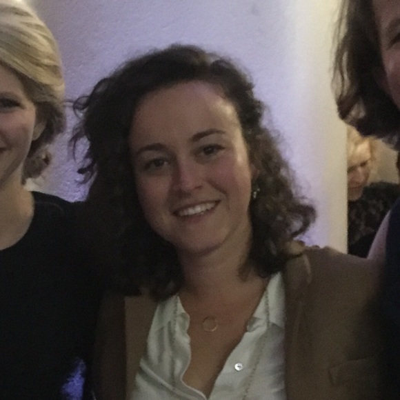 Meet your Posher, Claire