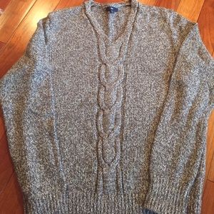 NWOT Men's cable knit sweater.