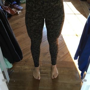 Wunder under roll down tight