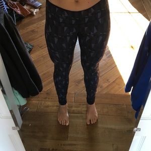 Lululemon purple multi tight