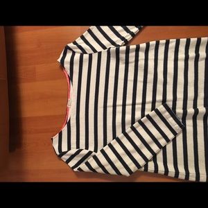 Blue and white striped 3/4 sleeve