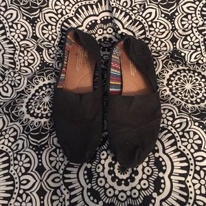 Toms