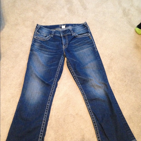 Silver Jeans Suki crops, size 31