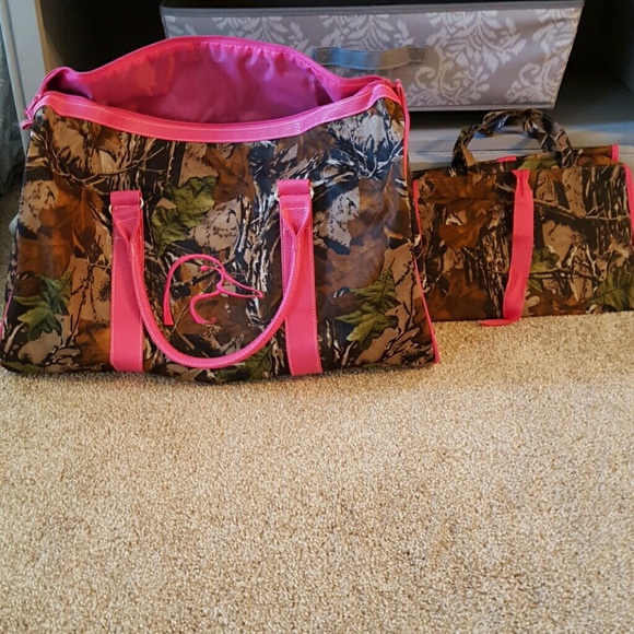 Ducks unlimited pink and cameo travel set