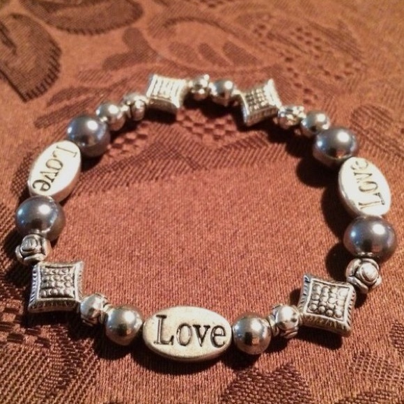 Bracelets - Picture 4 of 4