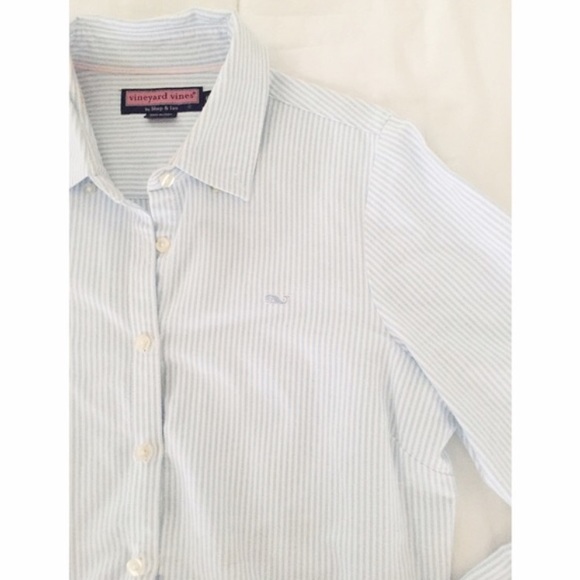Vineyard Vines Button down