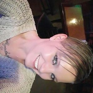 Meet your Posher, Krystle