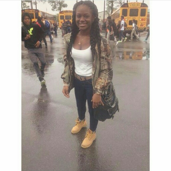 Meet your Posher, Deedrq