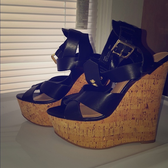 Brand new black wedges!