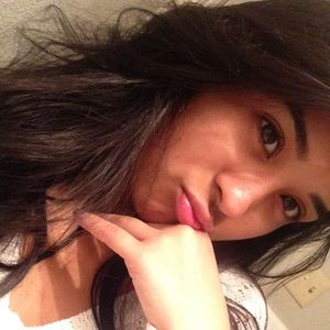 Meet your Posher, Candy