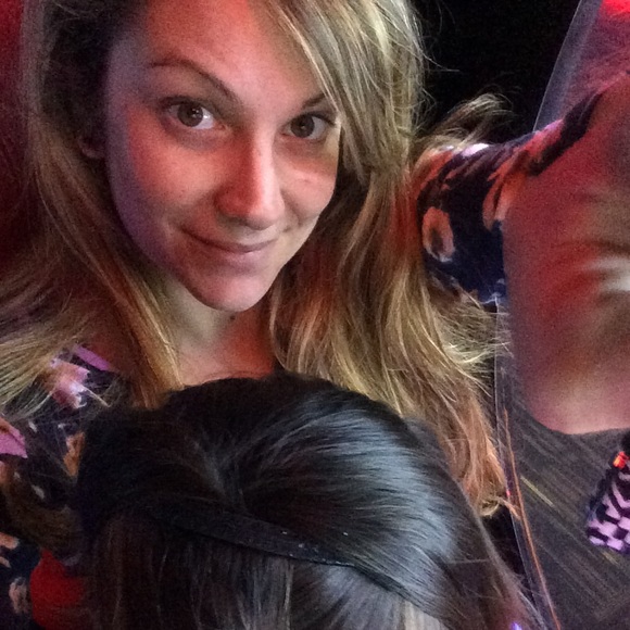 Meet your Posher, Monica - Picture 3 of 6