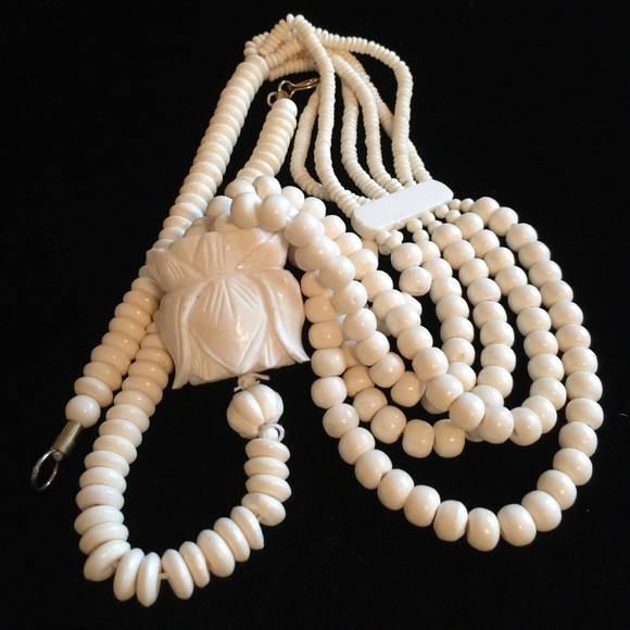 Vintage necklace of ivory and bone - Picture 3 of 4