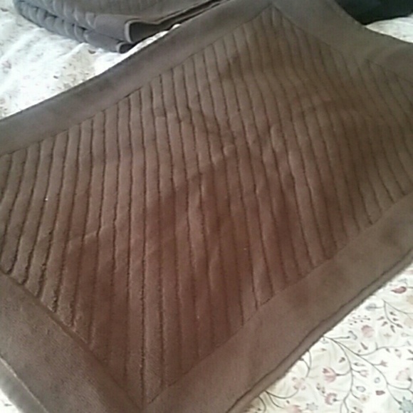 Set Of 2 Tub Mat - Picture 3 of 3