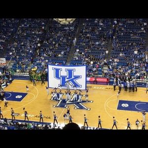 Meet your Posher, Philip