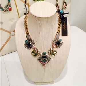 Statement necklace