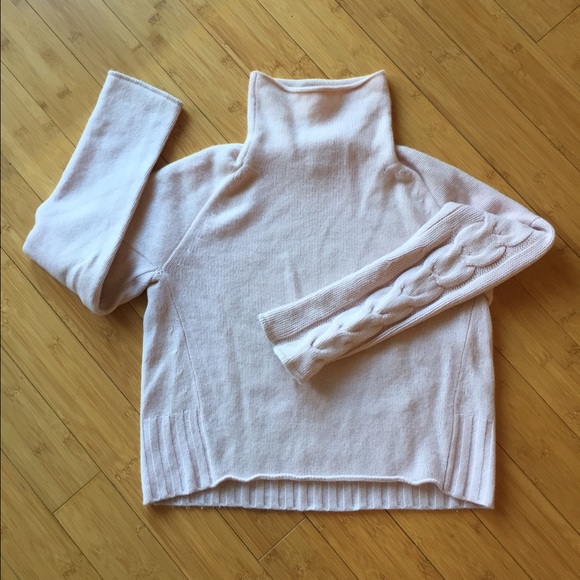 Christopher Fischer. Cashmere Sweater (Pale Pink)