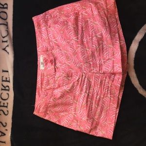 Vineyard Vine shorts