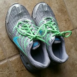 Nike "Max Air Torch 4"  Running Sneakers