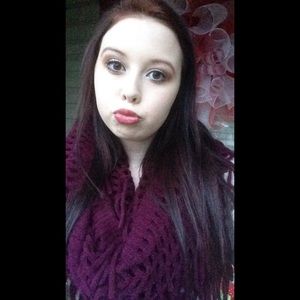 Meet your Posher, Laney