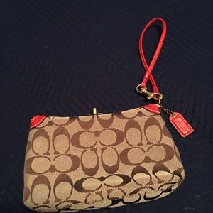 Wristlet