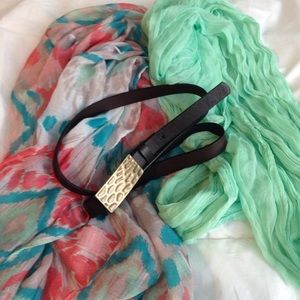 2 Infiniti scarfs and 1 belt