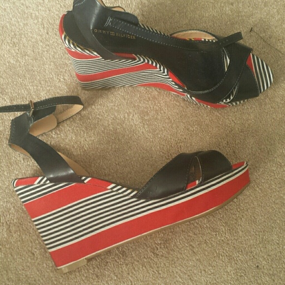 Timmy Hilfiger wedges! Perfect for the 4th.