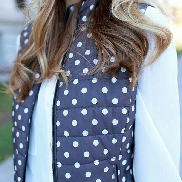 ISO Loft polka dot vest medium please!!