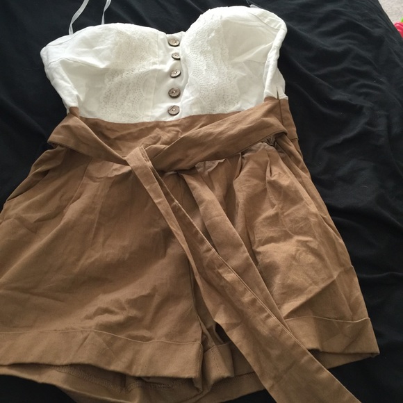 Super cute Romper. White and cream lace.