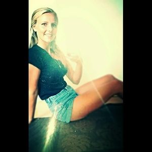 Meet your Posher, Tori