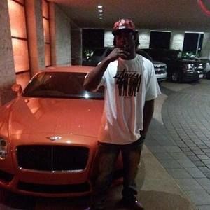 Meet your Posher, Hef-fay