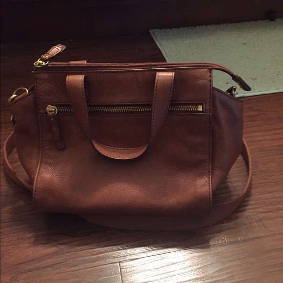 Fossil purse