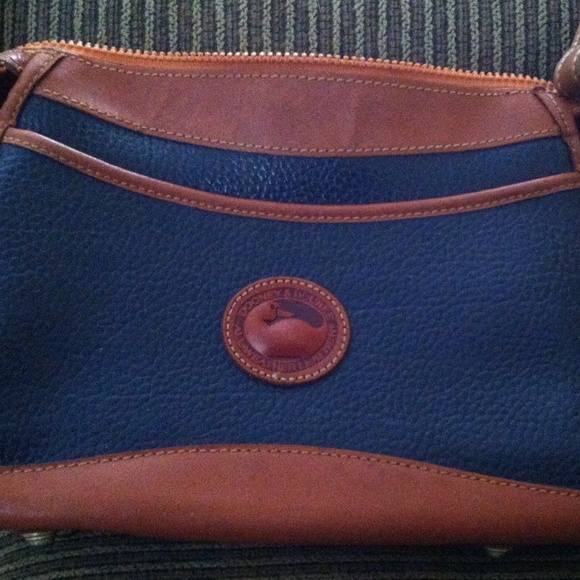 Dooney & Bourke purse