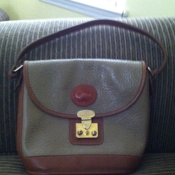 Dooney & Bourke purse